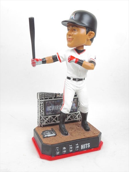 イチロー マイアミ・マーリンズ ボブルヘッド ヒットカウンター付き Forever Collectibles 2016体限定