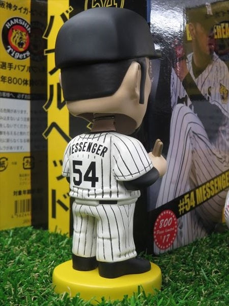 ラーメンを持ったメッセンジャー選手 ボブルヘッド人形 ［阪神タイガース承認］ 800体限定
