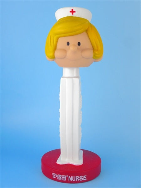 ナース イエロー [PEZ(ペッツ)] FUNKO(ファンコ) Wacky Wobbler(ワッキーワブラー) ボブルヘッド