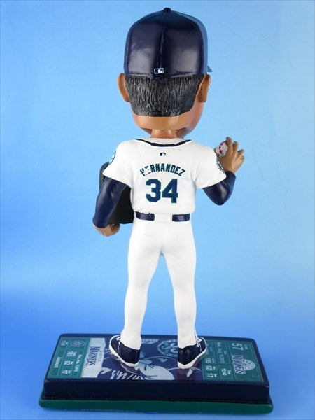 フェリックス・ヘルナンデス シアトル・マリナーズ 2010年サイヤング賞 Forever Collectibles 300体限定