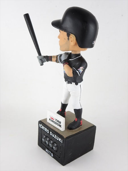 イチロー マイアミ・マーリンズ ボブルヘッド ヒットカウンター付き TIRE KINGDOM
